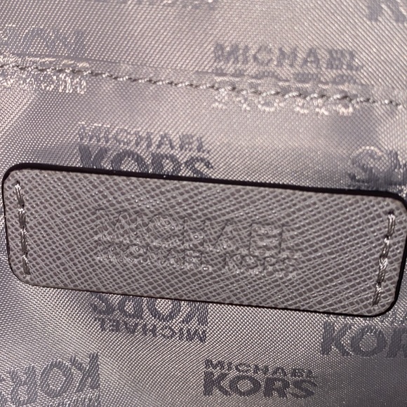 Michael Kors - Light Gray Shoulder Bag - Picture 5 of 11